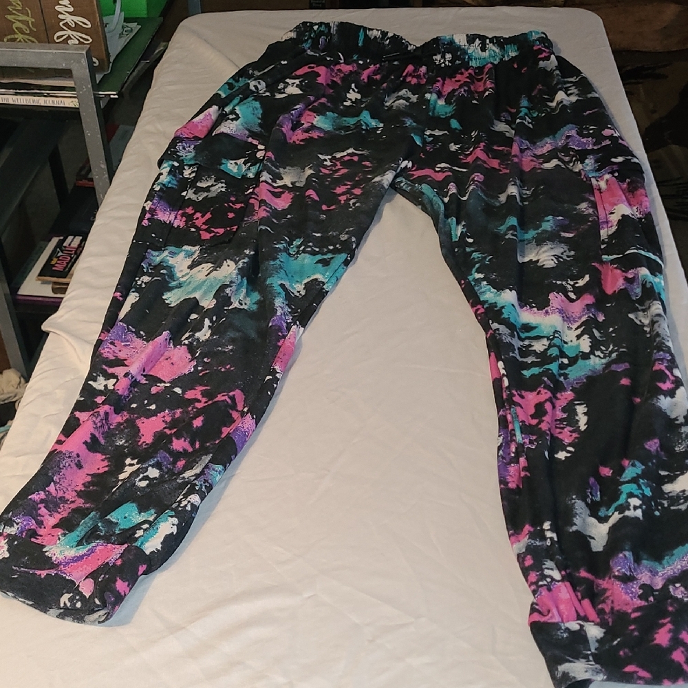 Last Call Free With Sale Amazon Women's Multicolor Joggers